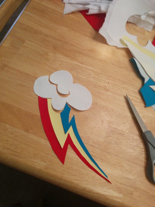 Step four: cutting out the fabric shapes.